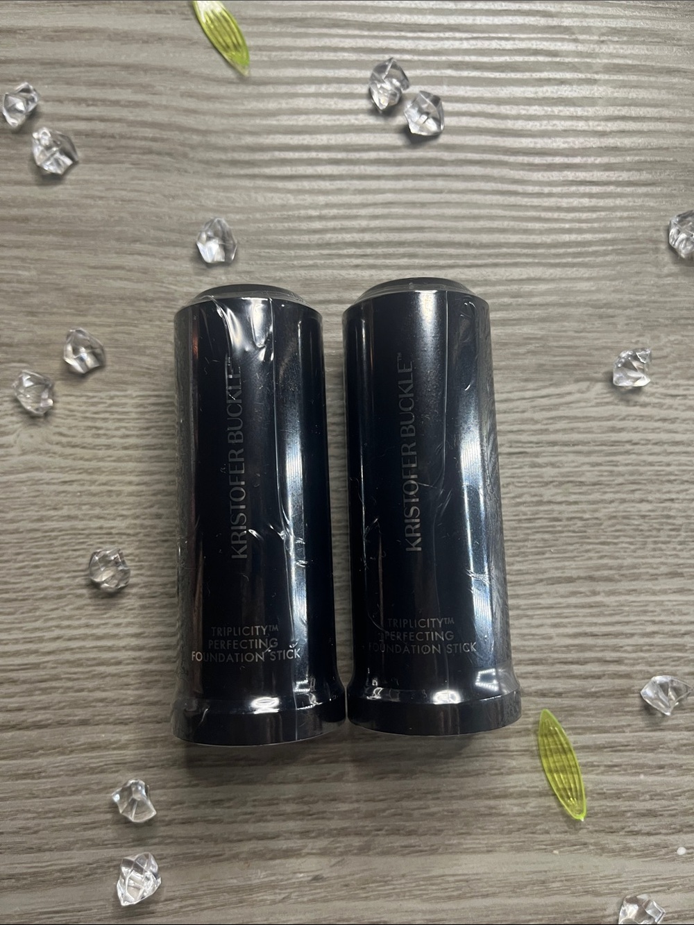 Kristopher Buckle Foundation Stick- Triplcity™ Perfecting shade Light - 2 sticks